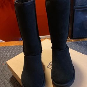 Ugg